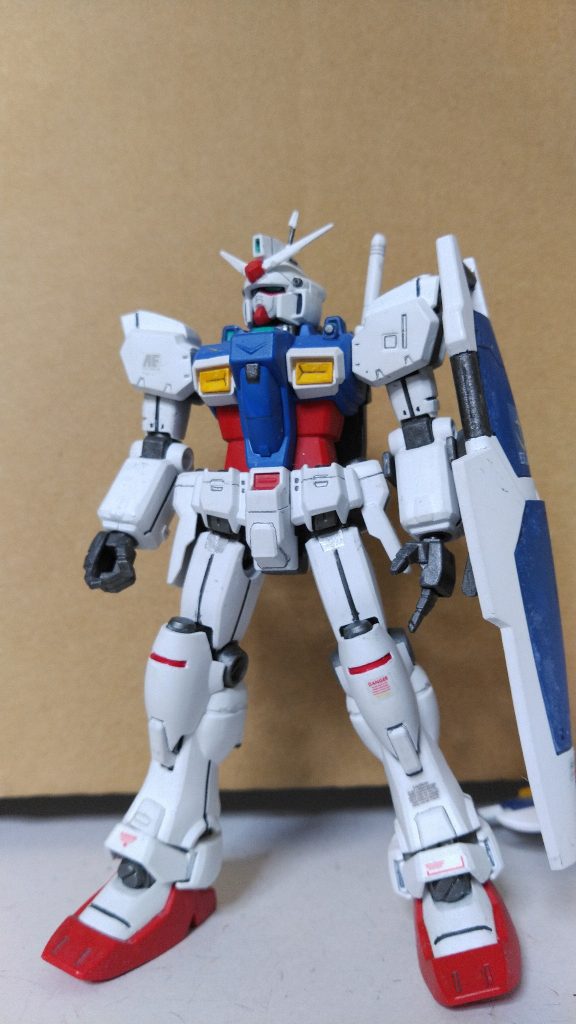 比較的初期のHGキットな為か、今作ると問題点が多いです。パーツの精度や、作り難さなど、結構気になりますね。まぁ、あの河森氏のデザインをよくぞここまでバランス良くリファインしたと思いますが。是非リヴァイブ版の発売を希望します！&nbsp;