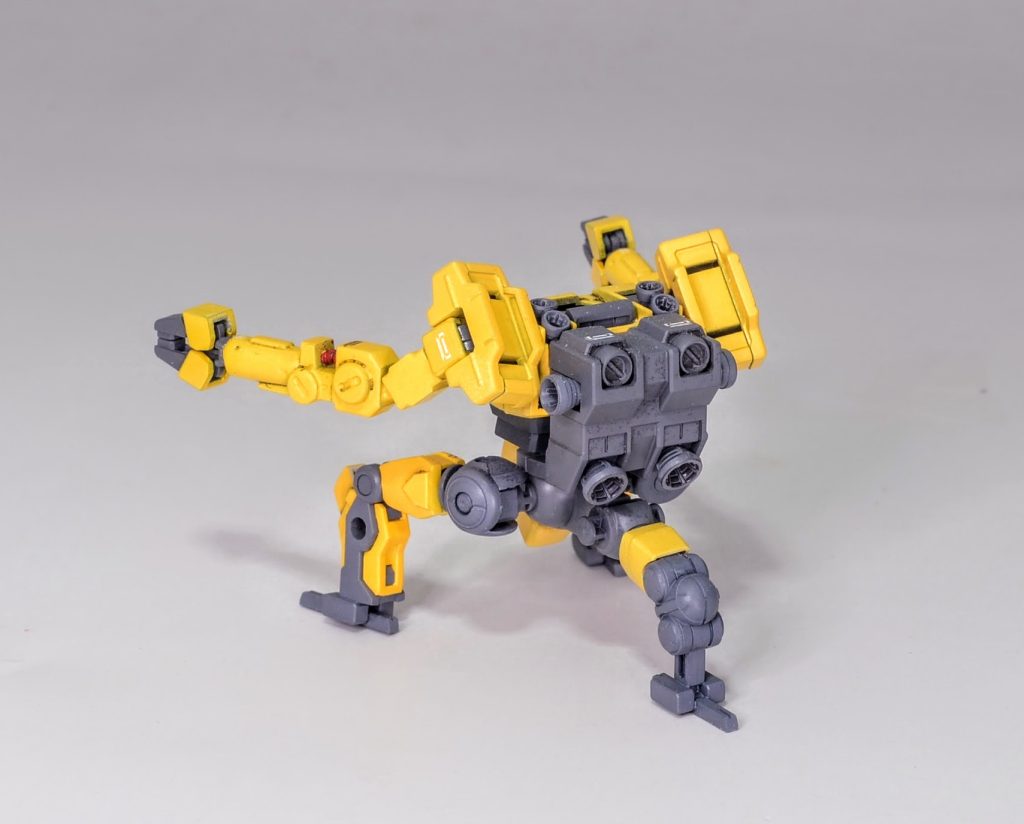 こちらもロトのボディにジリウスやドーベンウルフの隠し腕などをミキシングして製作しました