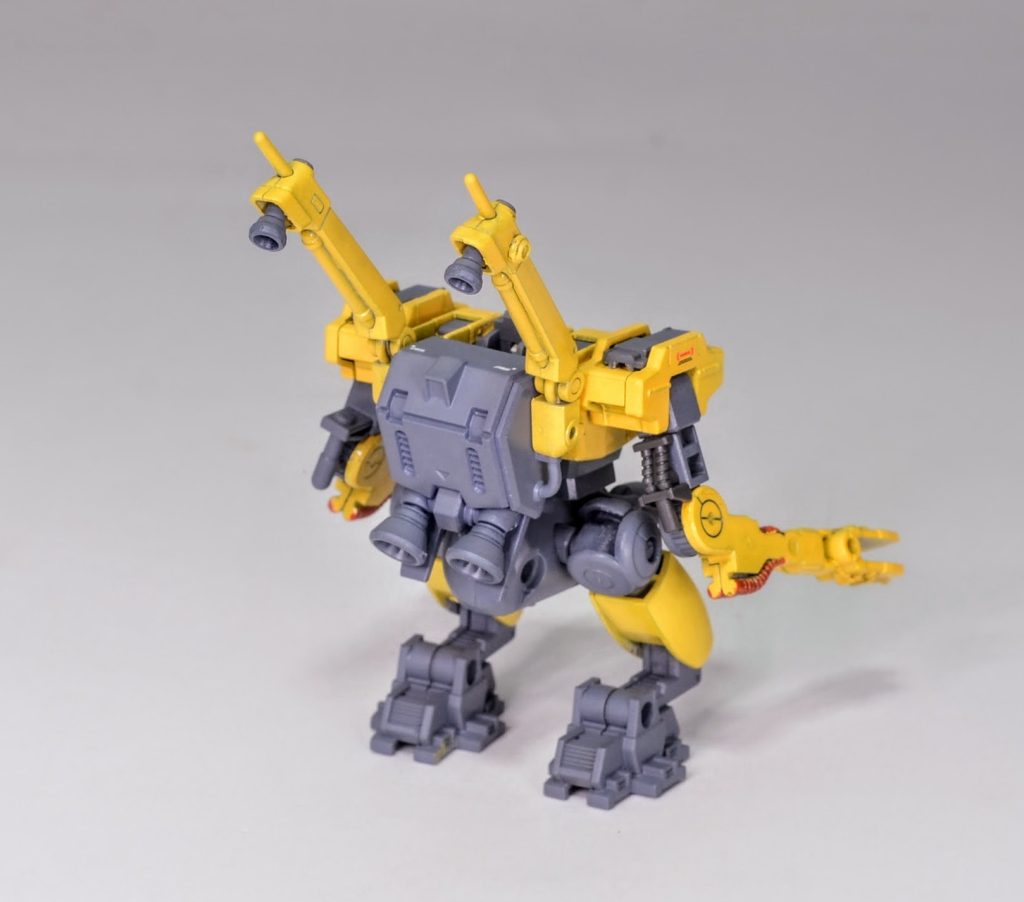 設定としてはロッティーシリーズ最初の機体で、後のシリーズに比べて大型で洗練されておらずやや旧式化していますロトのボディにジリウスやDファーストをミキシングして製作しました