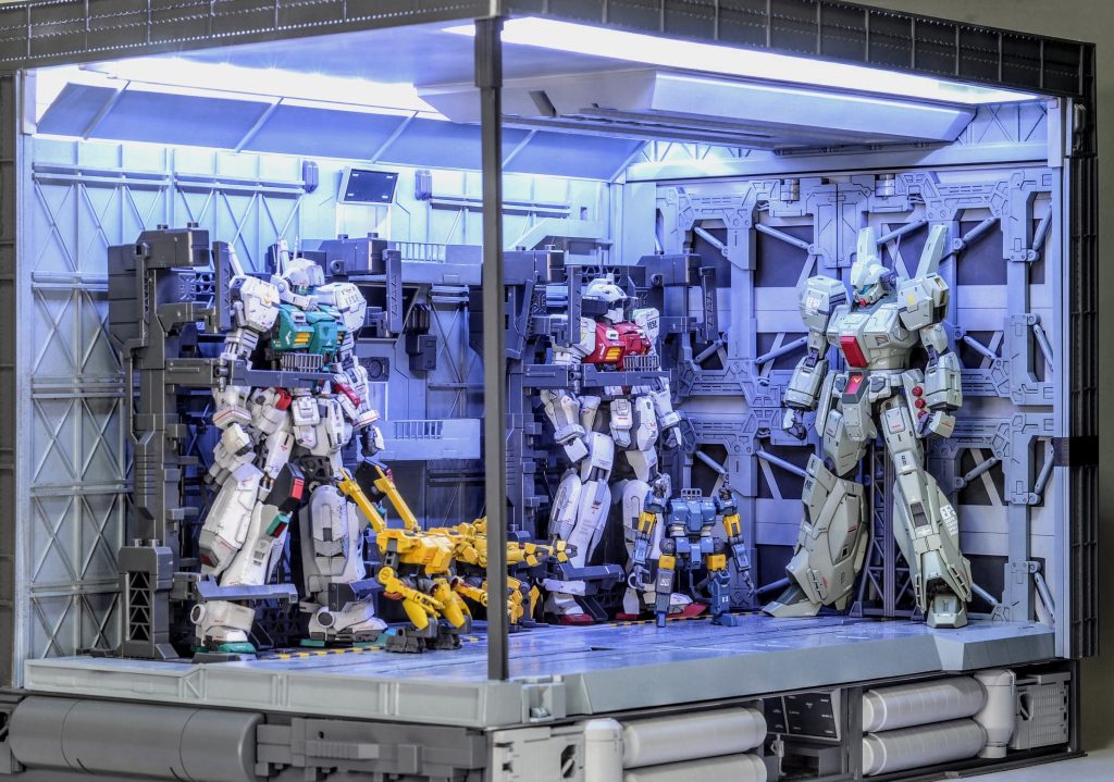 今回製作したプチモビは現在製作中の1/100ネェル・アーガマの格納庫ジオラマに登場する機体として製作しましたジオラマはゆっくりですが進めており完成度80%といったところですこちらの完成もお楽しみに！！ご覧いただきありがとうございました！