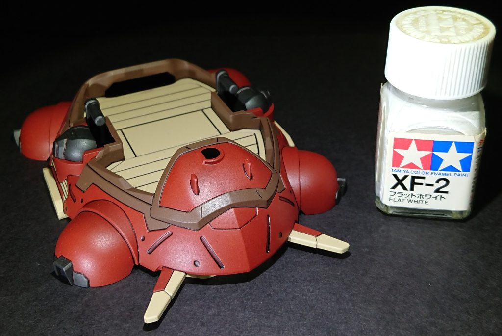 スプレー塗装は綺麗だけど奥まったところに塗料が届かないのが難点。