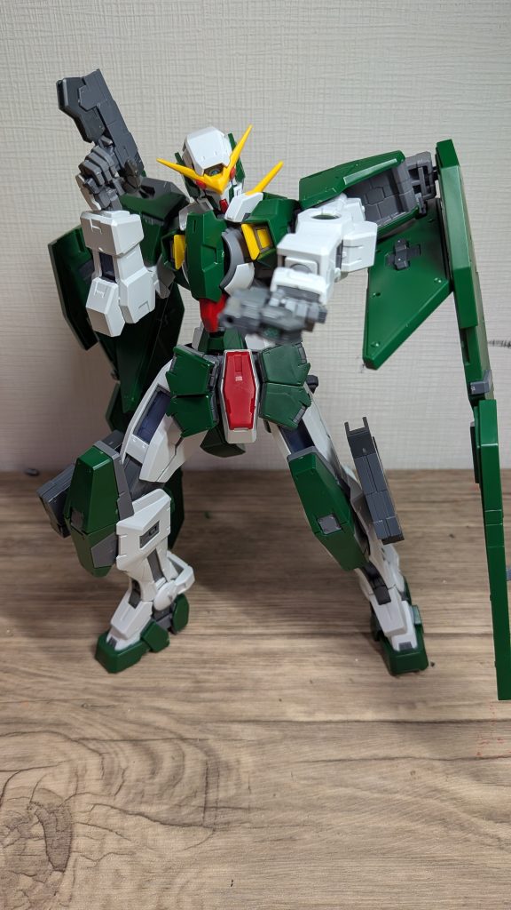 ピストルをグラハムに向けるシーン。あそこのシーンはとてもかっこよかったですね！俺に剣を使わせるとは！