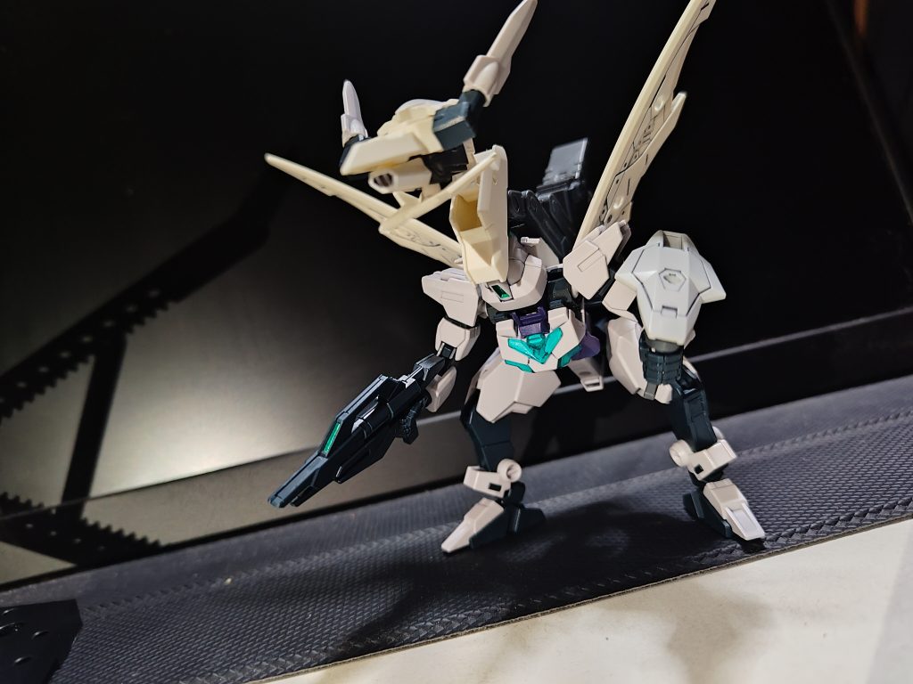 コアガンダムDカスタム–9枚目/制作者：@hikaru_yuu