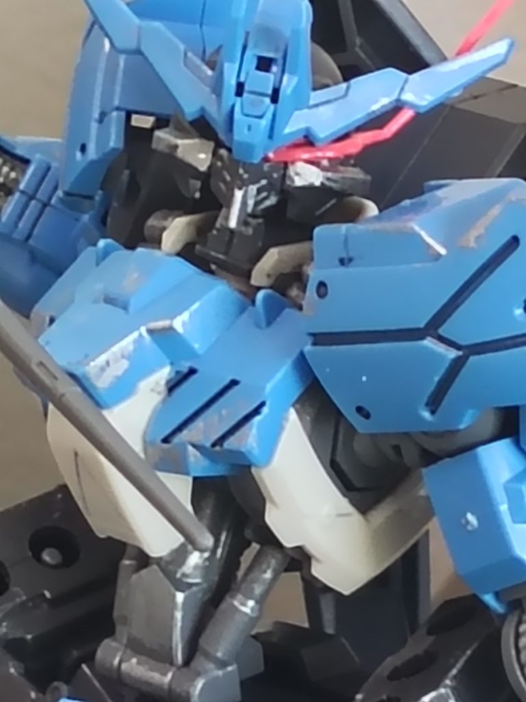 カッコいいなぁ(gundam-kao2)