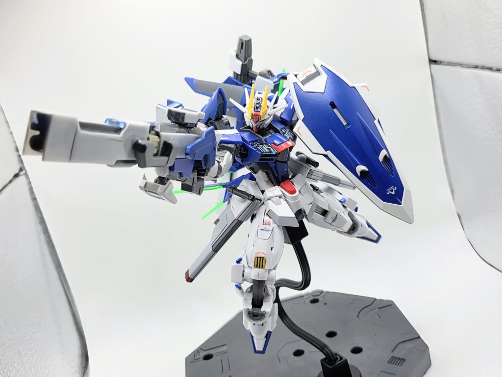 基本的に見た通りの装備しかないですが唯一のオリジナル武器のビームライフル