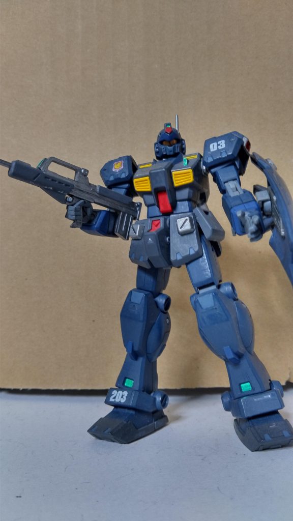 ノーマルジム系シリーズでは、一番の装甲強度を感じさせるボリュームの機体ですね。活躍シーンが見たかった！ジム.カスタムも持っているので、作り比べしてみたいです。もっとも、ティターンズカラーにしてしまいそうで、怖いですが。(⁠☆⁠▽⁠☆⁠)&nbsp;