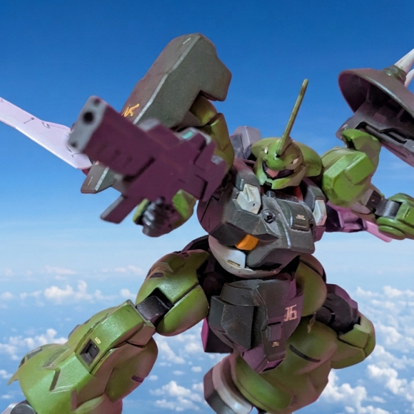 高機動型ディランザ「モノクロニウス」