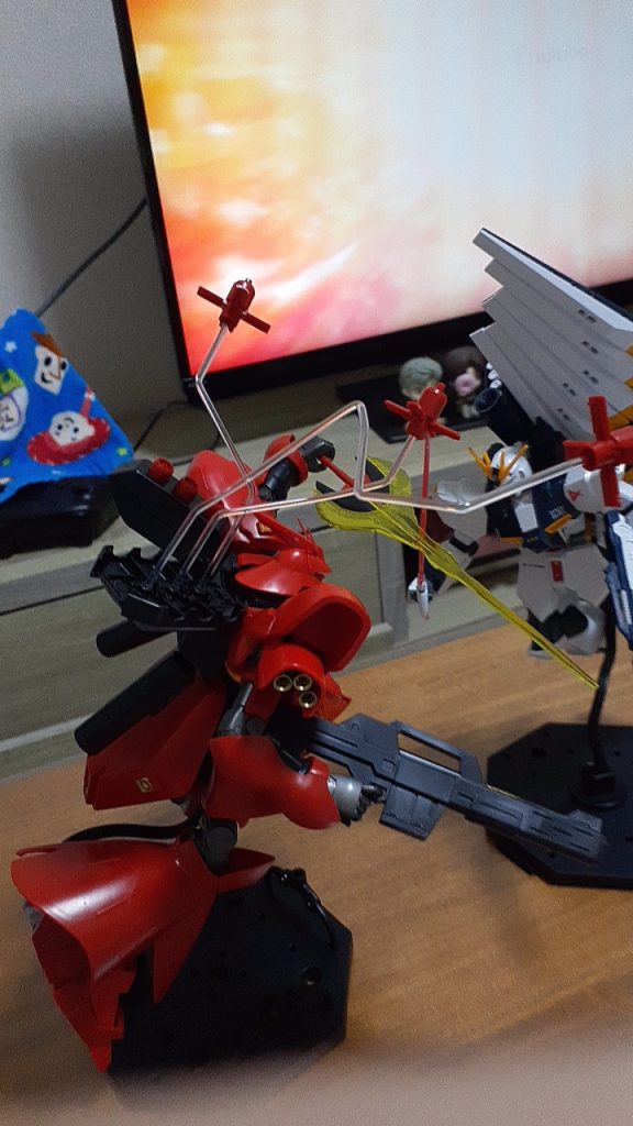 自作のファンネルエフェクトです