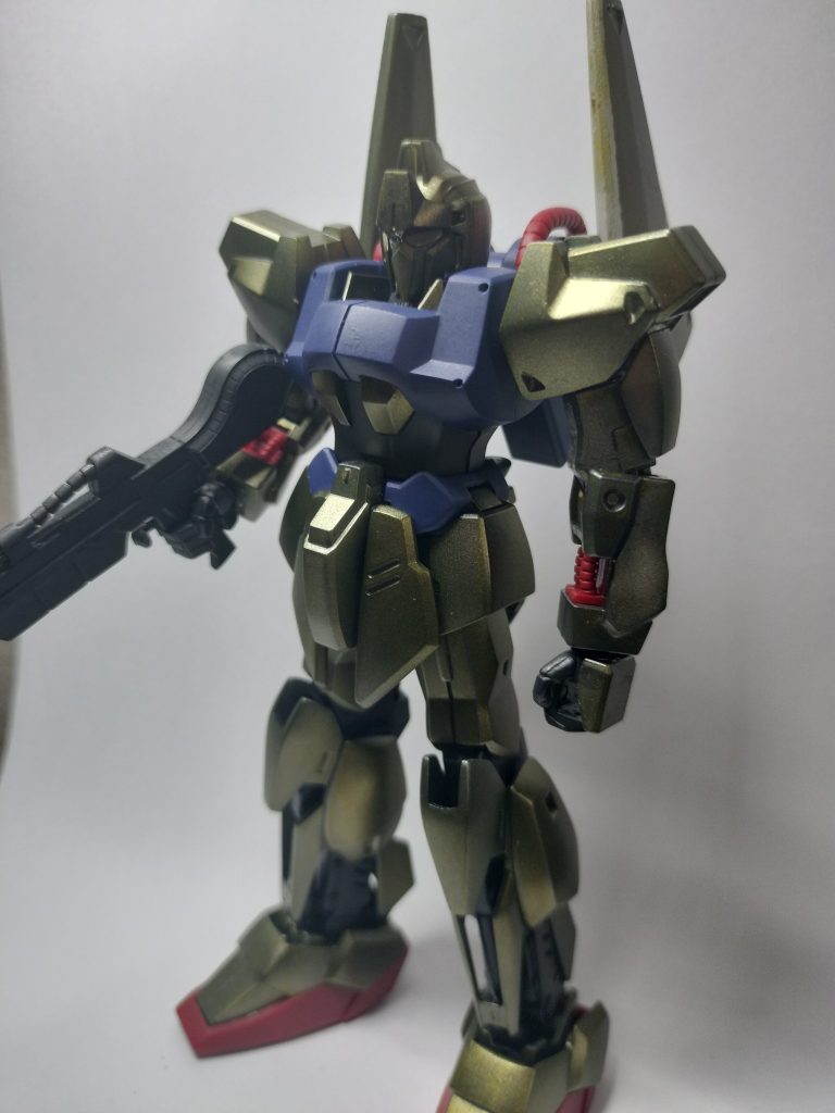塗装の粗が目立ちますね。