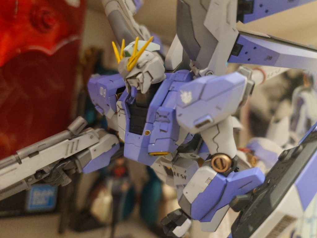 HGUC 1/144 Hi-νガンダム