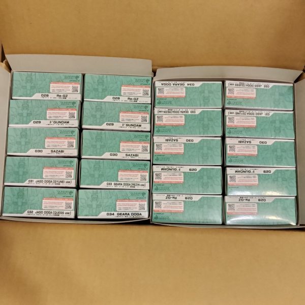 世の中はジムの日ですが、ワタシにはアーティファクトの日です。2ヶ月発売延期になったので、消滅してしまうのではないかとヒヤヒヤしておりました。アソートの配分も偏りなくて、安心しました。今日はよく眠れそう、いや、ワクワクで眠れないかも…。小学生かすでにyoutubeで上げてる人は、二度と作りたくねえって(笑)無理もありませんね食玩なくせに対象年齢15歳以上ですから。二度とgundすでにam-kao5　（2枚目）