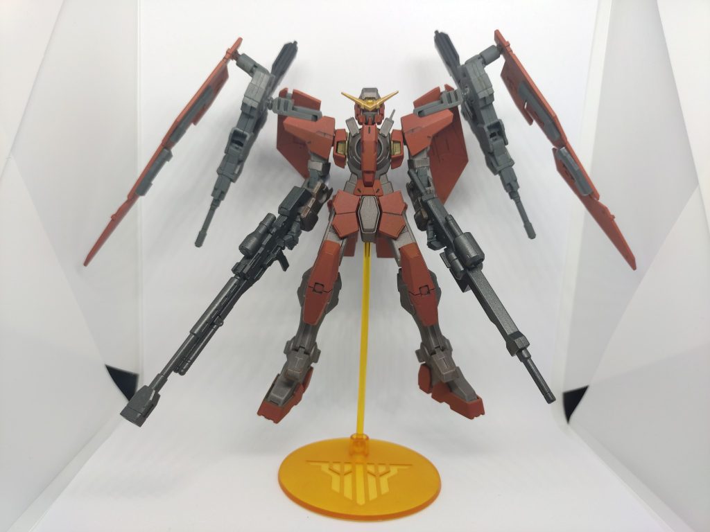全体的なシルエットはダブルオーライザーを意識しました。　キットがそろえば「ダブルオーコマンド小隊」とかやってみたいですね。最後まで見てくださってありがとうございます！コメントやいいねを頂けるととても嬉しいです！