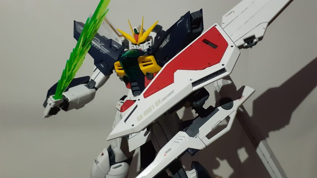 ライフルはシールドの基部に取り付け出来ます