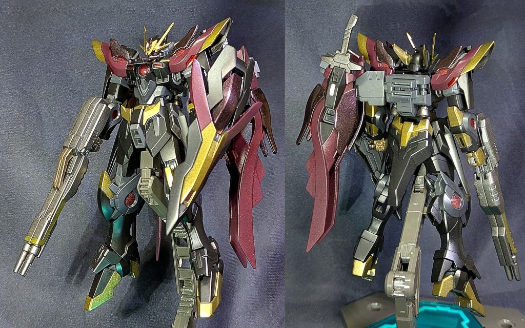 シールドは左手に武器を持たせてない場合はＣＥフリーダムの保持パーツで持たせてます