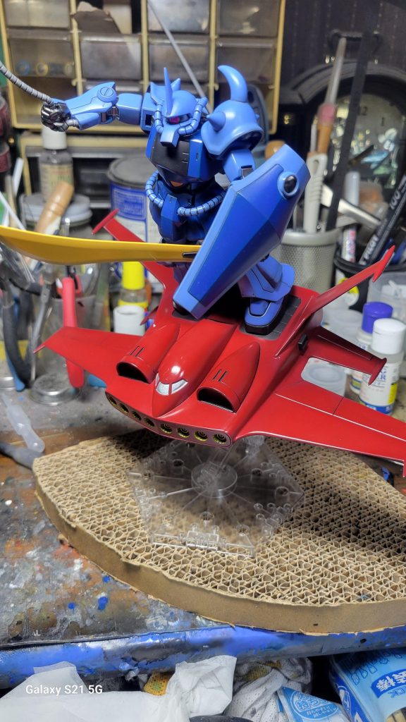 前～！あっ！膝がピーーンのままだった(笑)