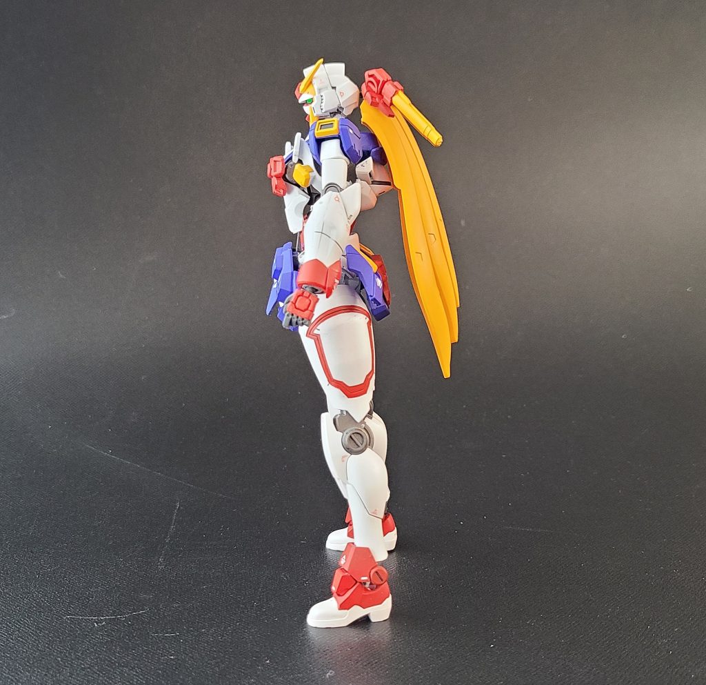 ノーベルガンダム–4枚目/制作者：おやまん