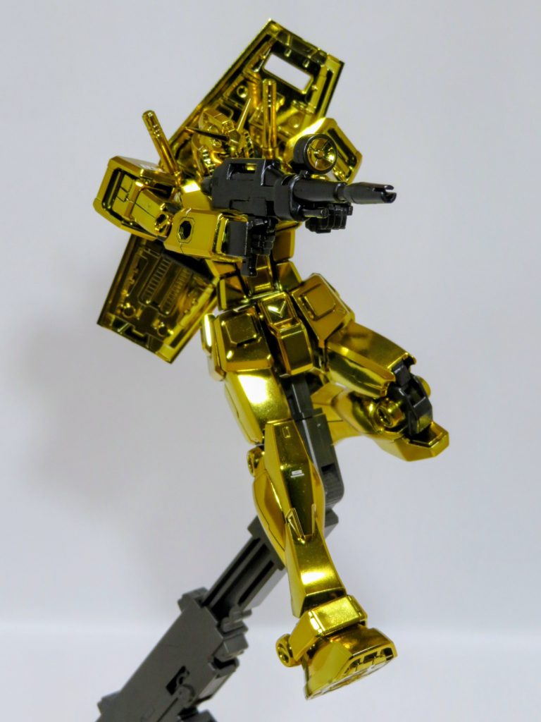 このキットは、プラモデルというより、もはや工業製品みたいですね( ´ー`)