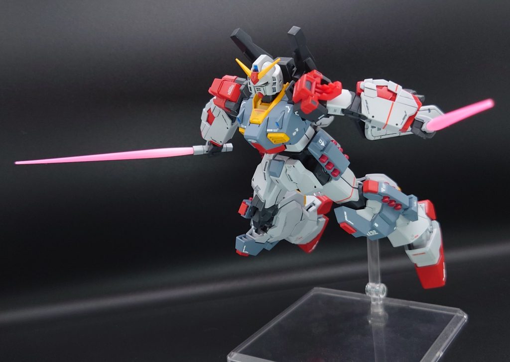 パージ後、ブースターを爆散し爆風を利用して突貫。