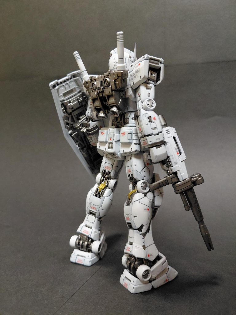 RG RX-78-2 ガンダム Ver.2.0–3枚目/制作者：フッキー