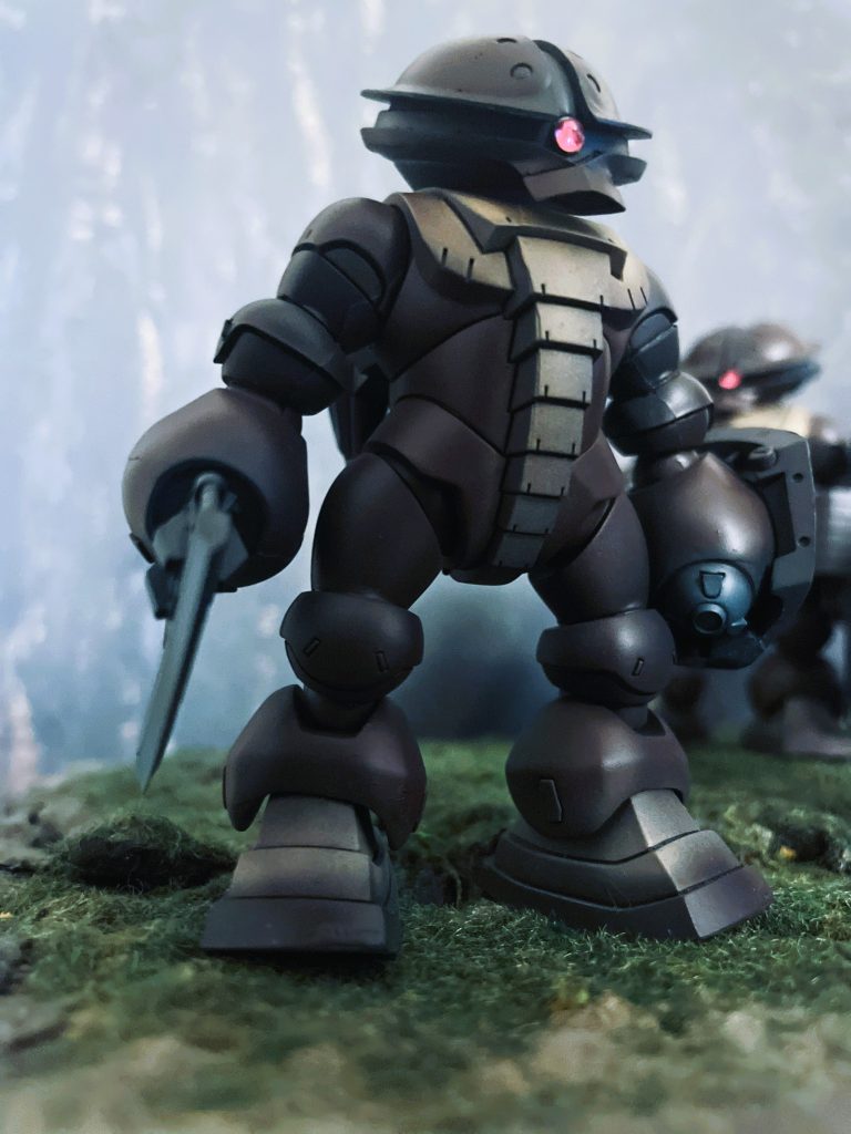 機動A型の別アングルからのショットとなります。アッガイとヒートホークは意外に合いますね。