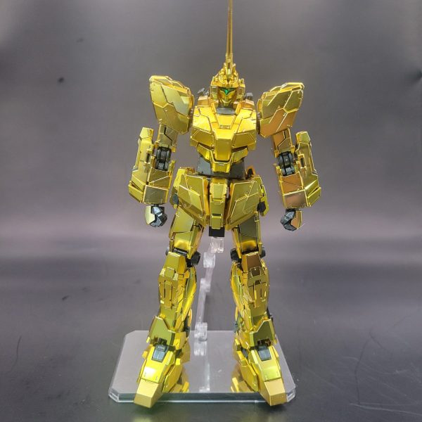 【素組】ユニコーンガンダムゴールドカラーVer.その1