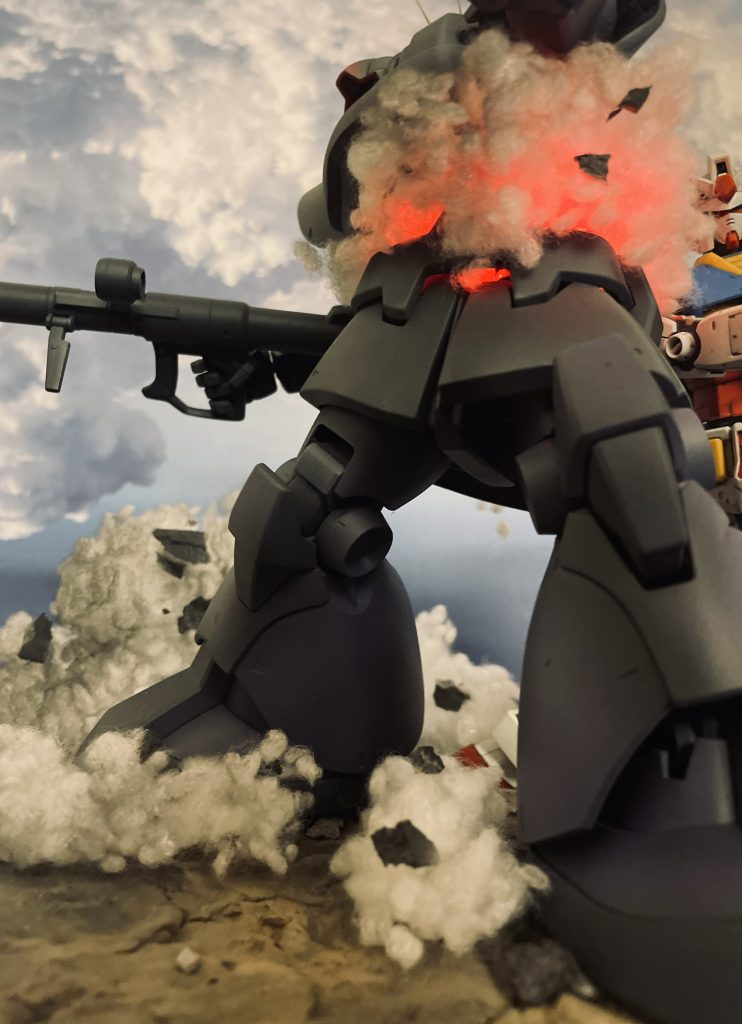ガンダムは白兵戦用モビルスーツであることを再認識させるシーンでした。