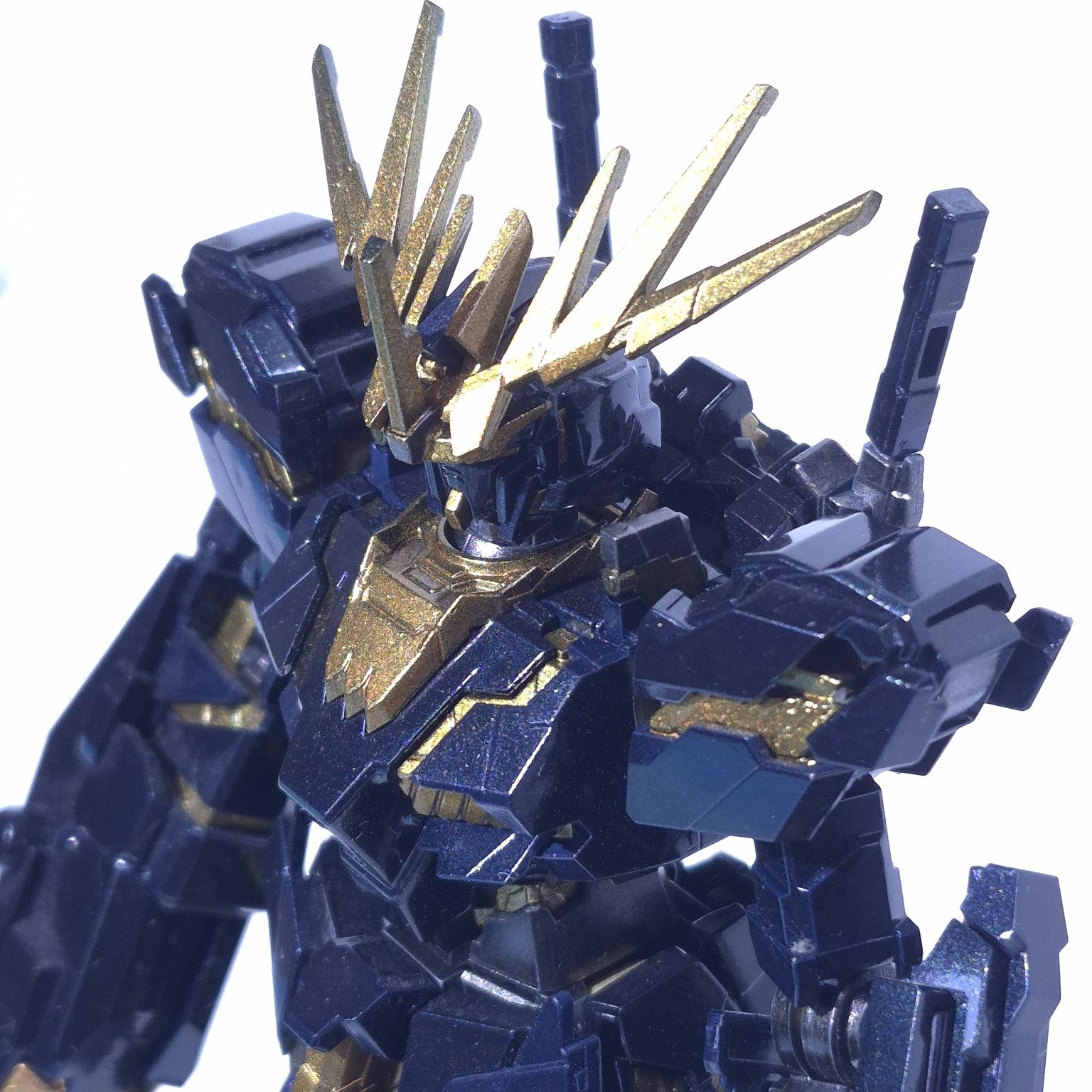 HG　バンシィ　メタリック塗装 (再撮影)