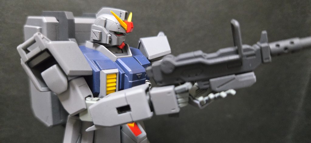 まず「型式番号：YHI YF-MG100　100ミリマシンガン」。