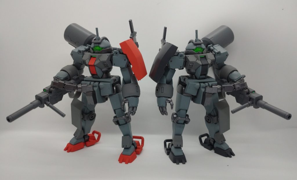 子分のデミタイガー（オレンジ）、デミウルフ（黒）