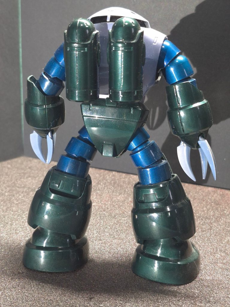 丸みを帯びたフォルムはキャンディやメタリック塗装にピッタリですね。