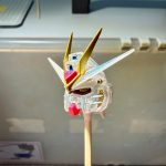 休みの日のはずが、気づいたらニッパーを握っていました。頭部ならすぐ終わるだろうと[…]
