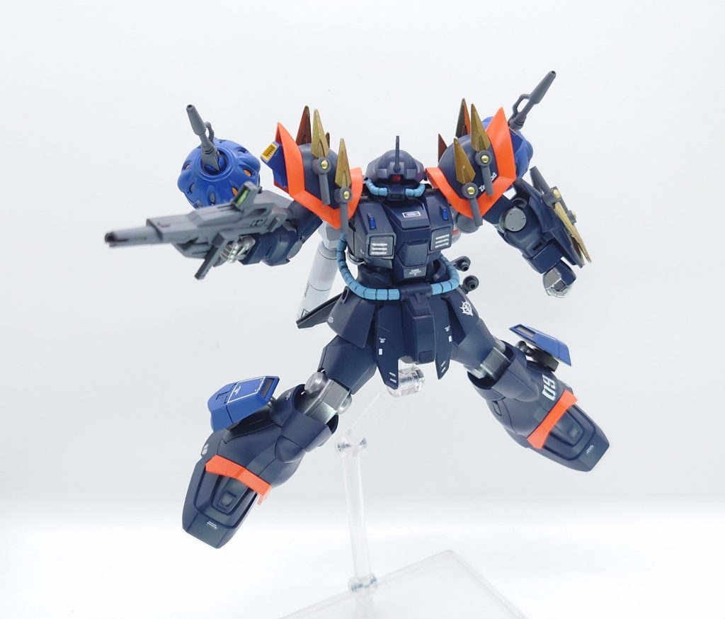 ビームライフルはガンダムMk-II（現ベオウルフ）から強奪したものである。ライバル関係を出すため、Mk-IIのライフルを持たせてみました。余ったのでちょうどよかったです笑