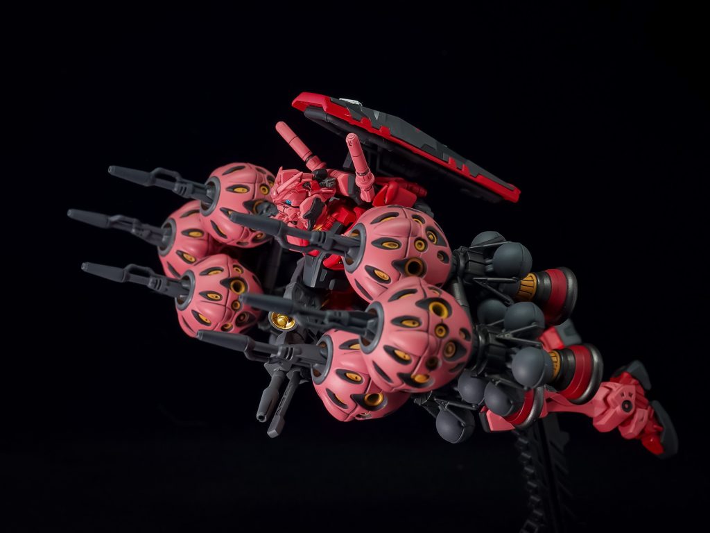 赤いガンダム（ビット6基装備仕様）–2枚目/制作者：ケイ