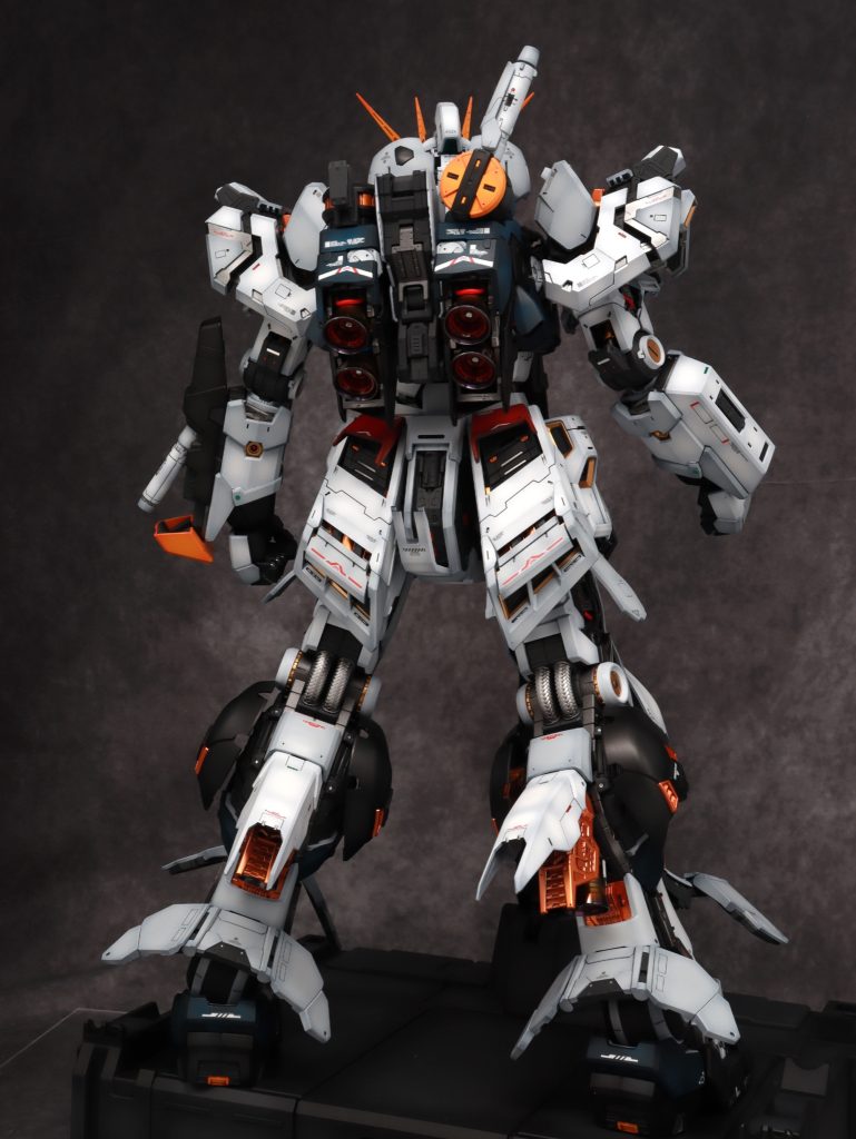 1/60 PERFECT GRADE UNLEASHED RX-93 νガンダム #2–7枚目/制作者：Dangomushi