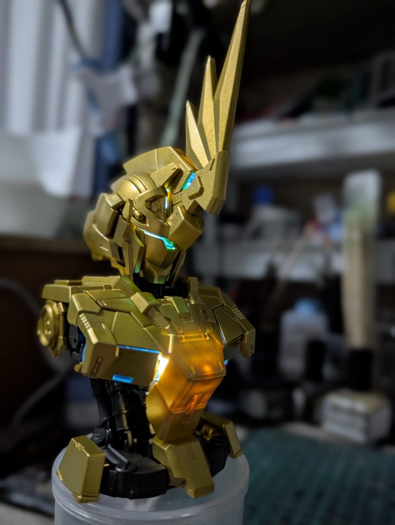 メカニカルバストってめっちゃ造形良くないですか。