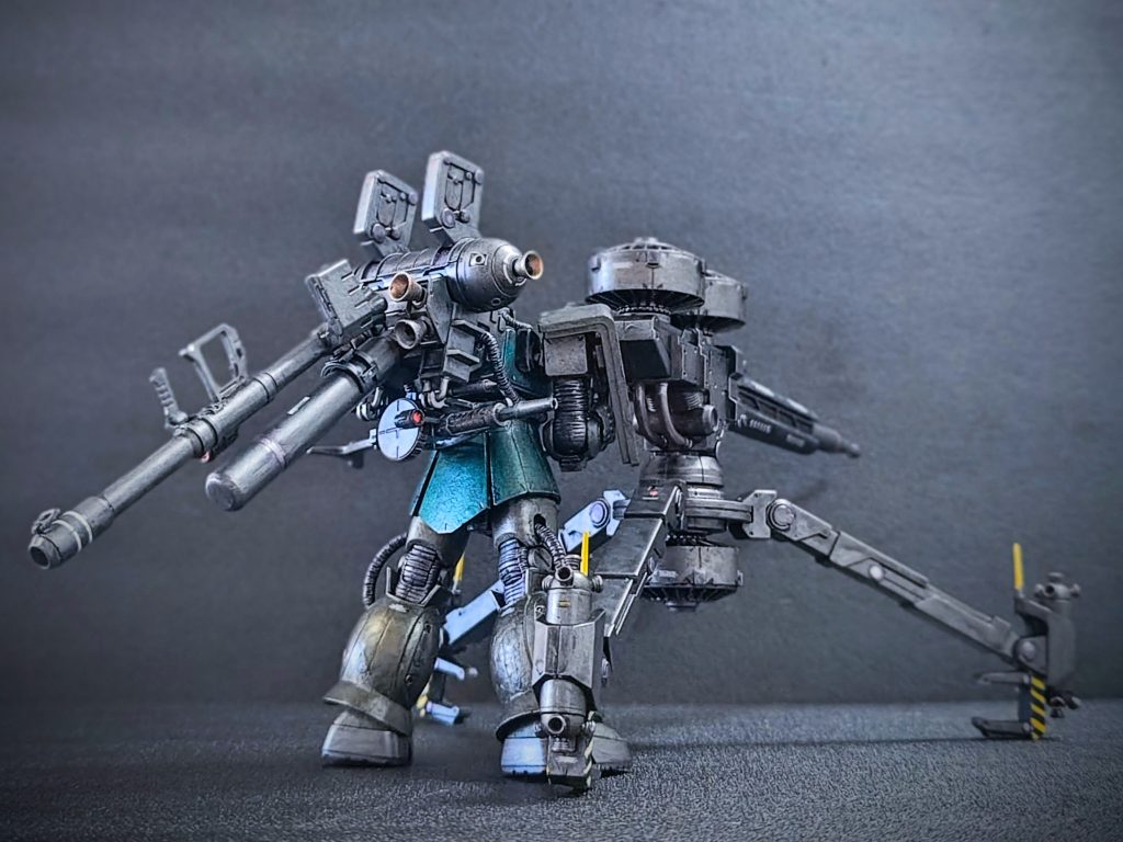 背面カット（別アングル）。