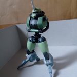 ザクにモンキーロディの膝下移植、角もまぁゲテモノですが、カッコよく見えて来た後は[…]