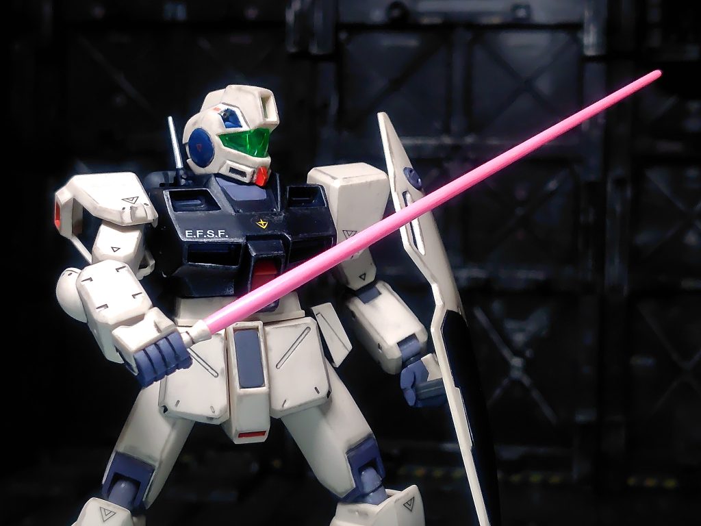 エッジを中心に軽く汚し。デカールも控えめにしてます。