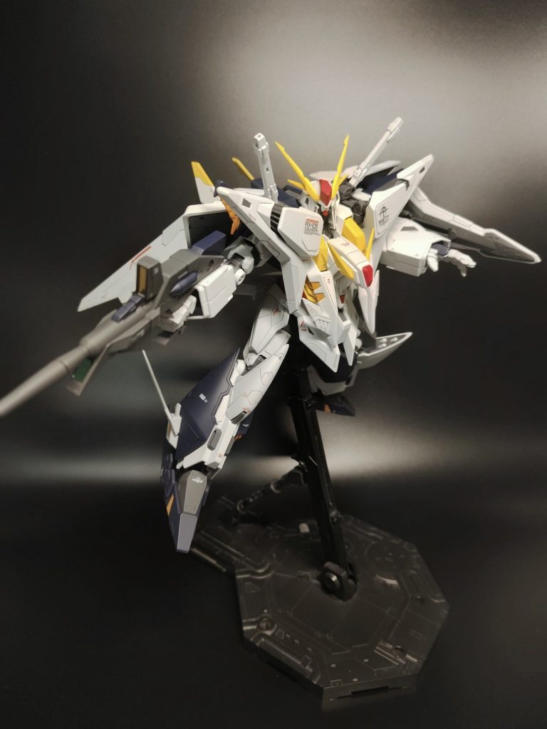 クスィーガンダム–3枚目/制作者：ohal9000