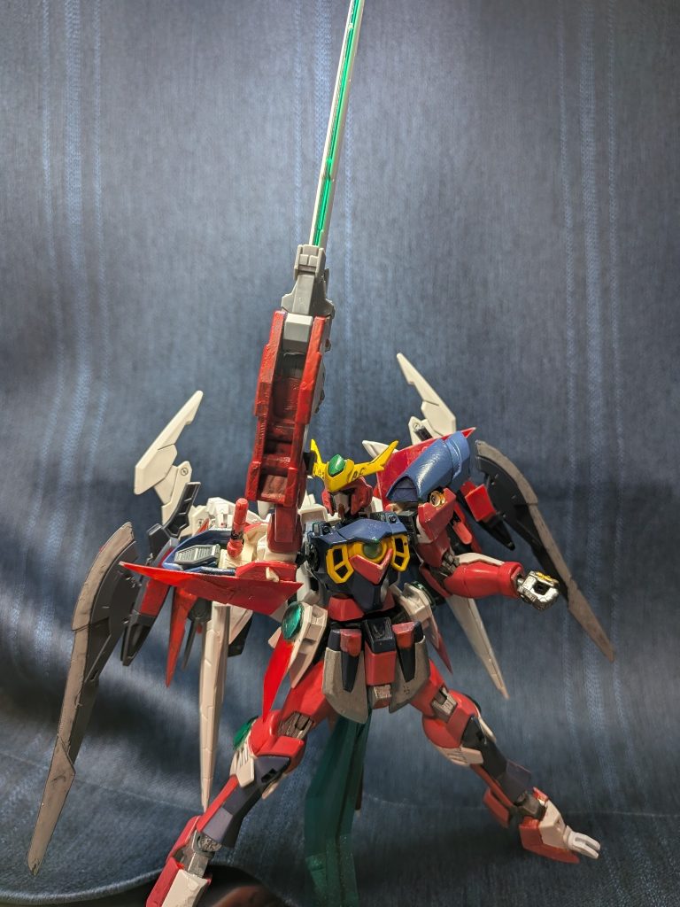 僕ライトのお気に入りのオリジナルガンプラでここのアカウントで一番人気のガンプラです！定期的に改造しているため元のガンプラとはかけ離れています！この機体の詳しい説明は投稿しているのでぜひ見てください！