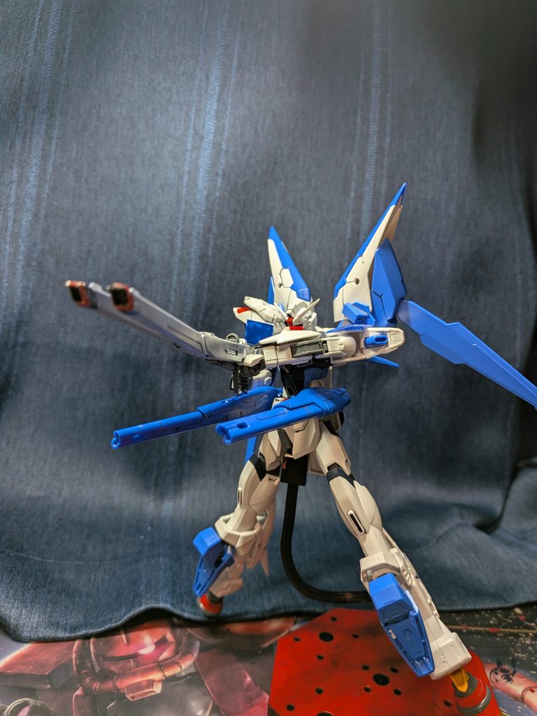 ハイマットフルバースト！火力が強い分一度使うと電力がすべてなくなってしまうため仲間との連携が必須。以上です。次回はエクシアリペア3です。それではまた！