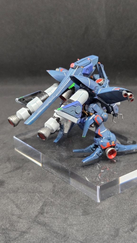 脚がほぼ、バイアランのままです、他はあちこちに行ったり来たりです!