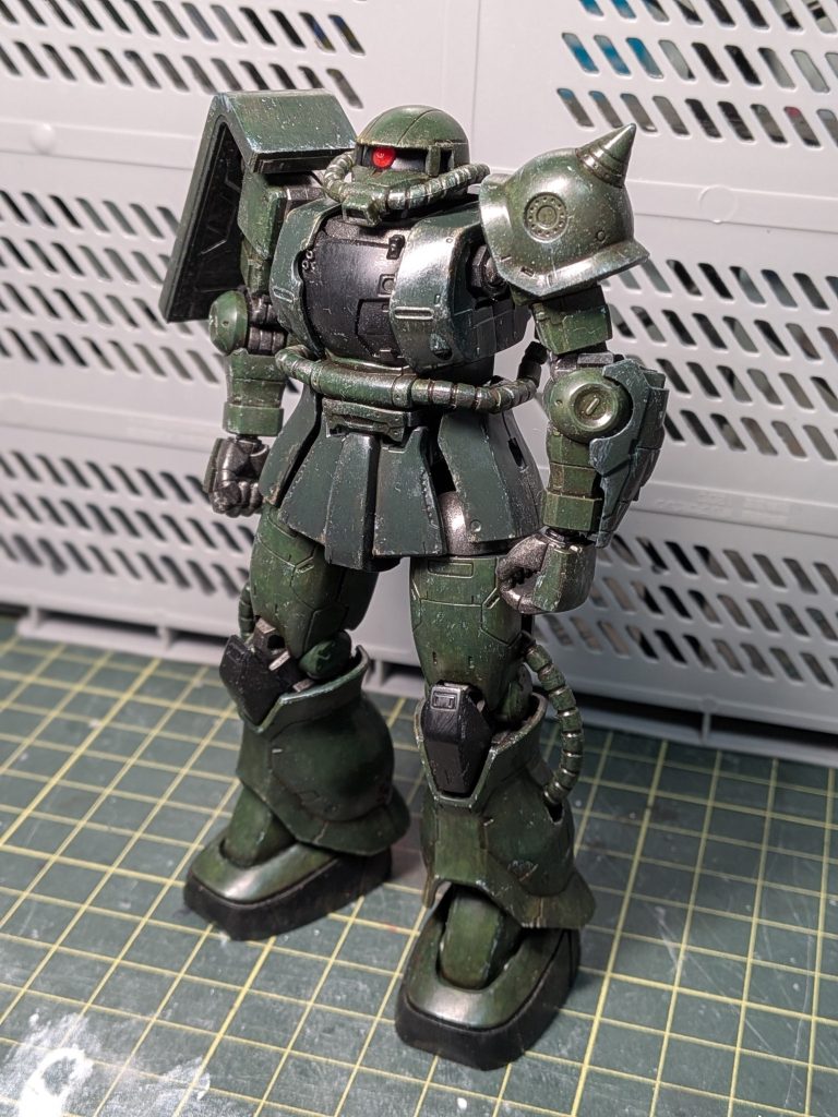塗装レシピ下地　ダークグレー内部フレーム　赤鉄色胸　膝　肘　ブラック黄緑　クリームイエロー→　ダークグリーン青緑　濃緑色ランドセル　武器　ダークグレー