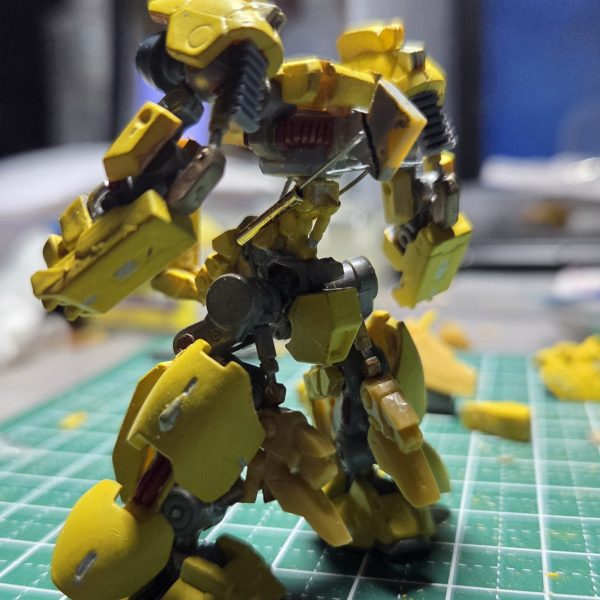 頑張ってるけど、中々メタスに見えてこない…どうしてもジ・オがぁ～(涙)うーん重装メタスになりそうですねこりゃ(笑)頭は、ザクキャノン、胸はバイアランのあまりを使います。（2枚目）