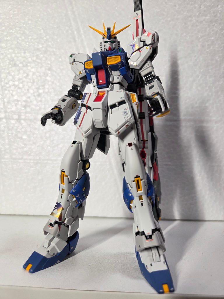 RX-93ff νガンダム–2枚目/制作者：うらま