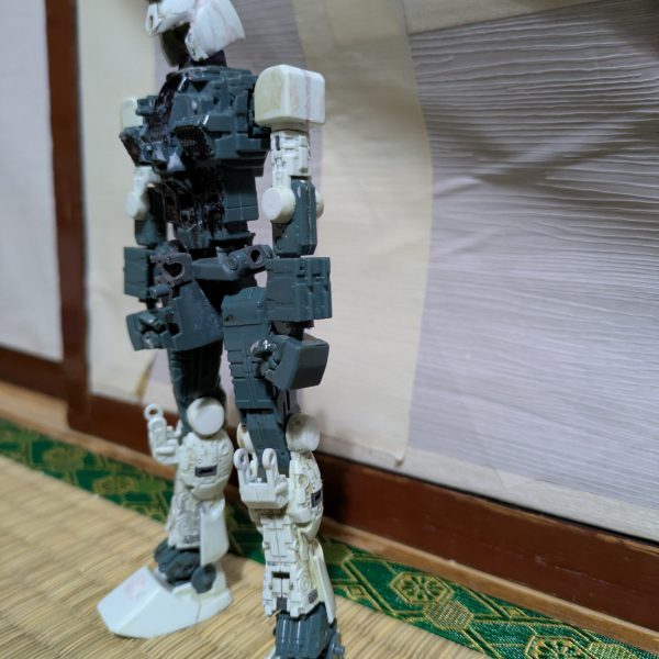 完全オリジナルって訳じゃないけどパーツ無くなったり思った通りに行かないからオリジナル要素強めで完成させていきます（5枚目）