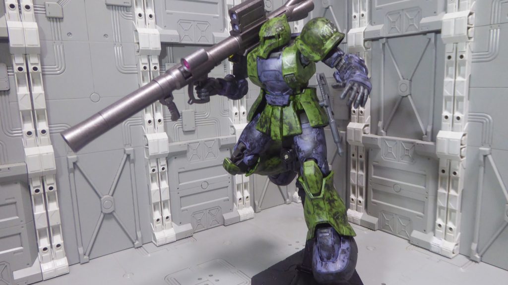 「MS用バズーカA2型」デニム機をベースにしていてもデニム専用機としては作ってなく、普通に持たせています。懸架できるパーツも付属するのだから、使える物は使って参りませう。