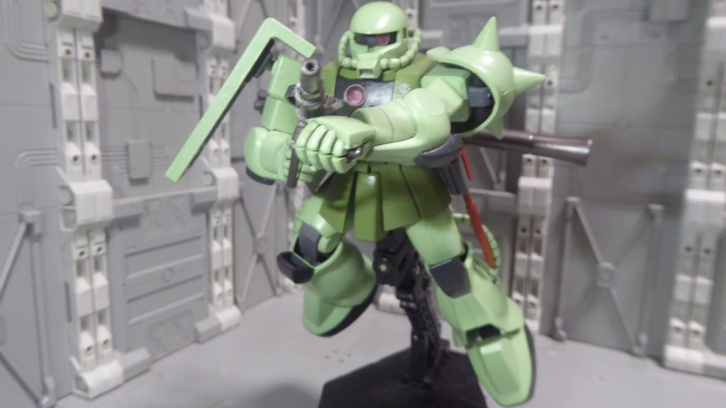 「ザク・マシンガン」モノアイと同じく、センサー部をＭＳサイトレンズに変更しました。