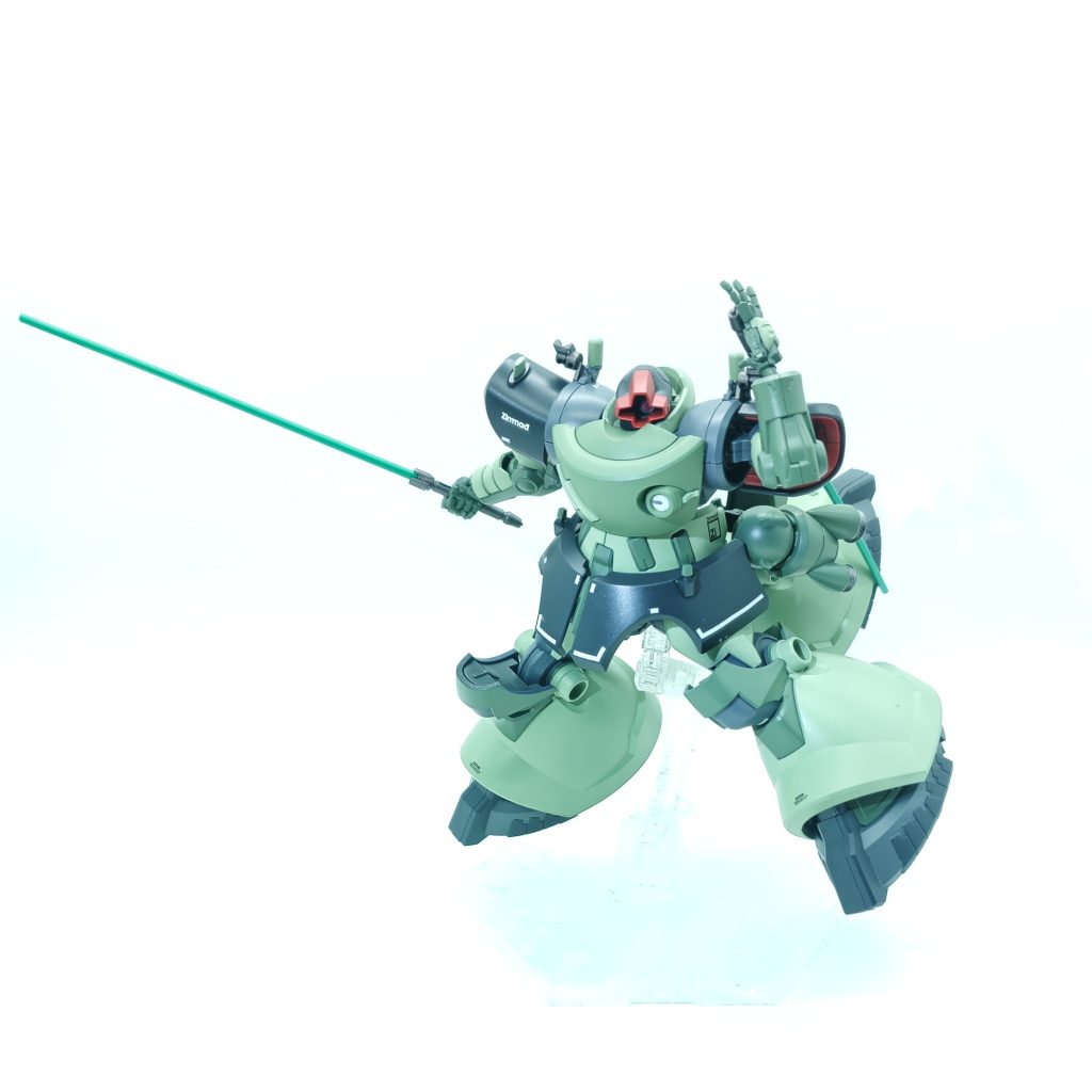 スタイリングがすごくいいですが、ポージングがめちゃくちゃ難しい…