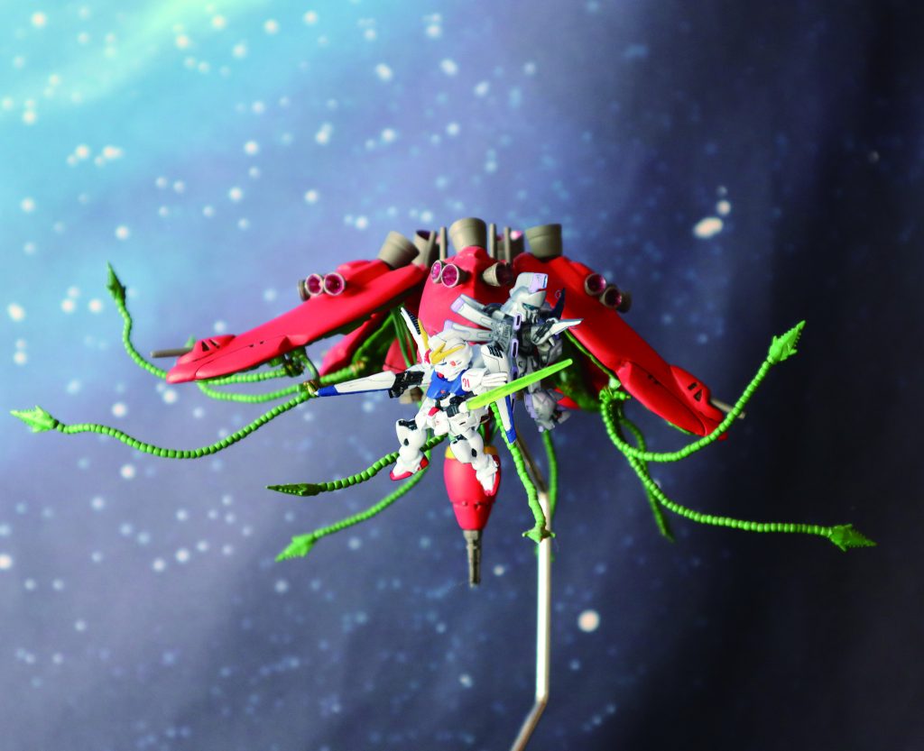 ガンダムコンバージのガンダムF91とビギナギナとラフレシアです。